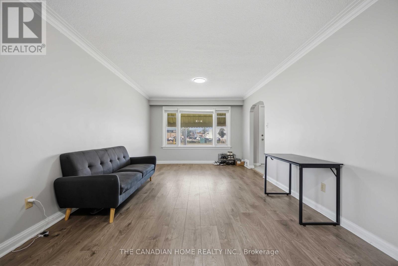 1373 Pharmacy Avenue Property Photo 7