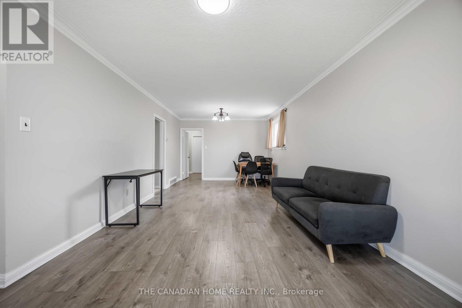 1373 Pharmacy Avenue Property Photo 10