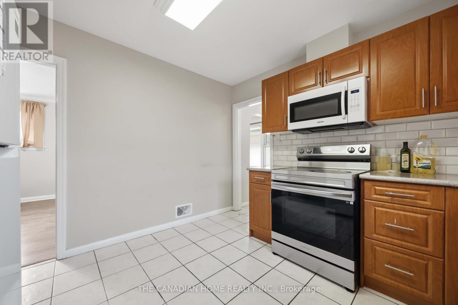 1373 Pharmacy Avenue Property Photo 15
