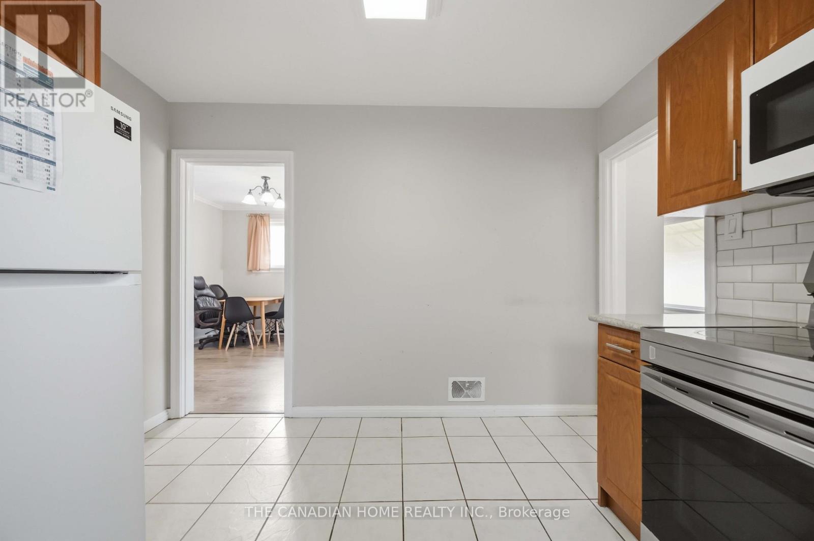1373 Pharmacy Avenue Property Photo 16