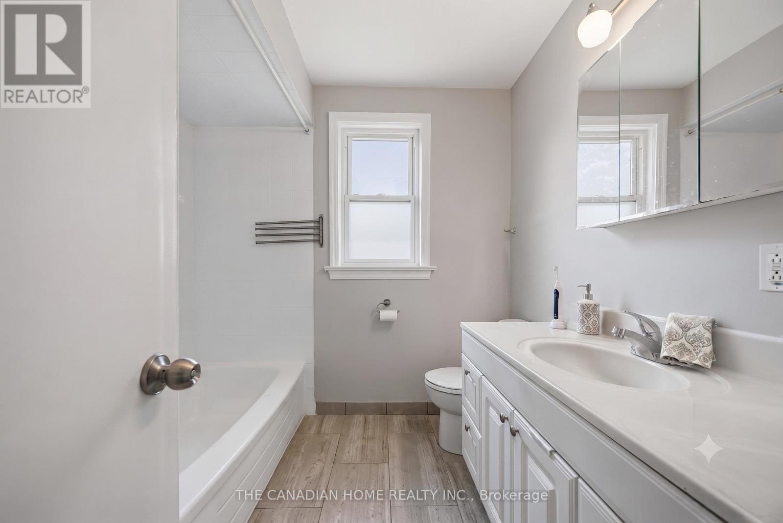 1373 Pharmacy Avenue Property Photo 24