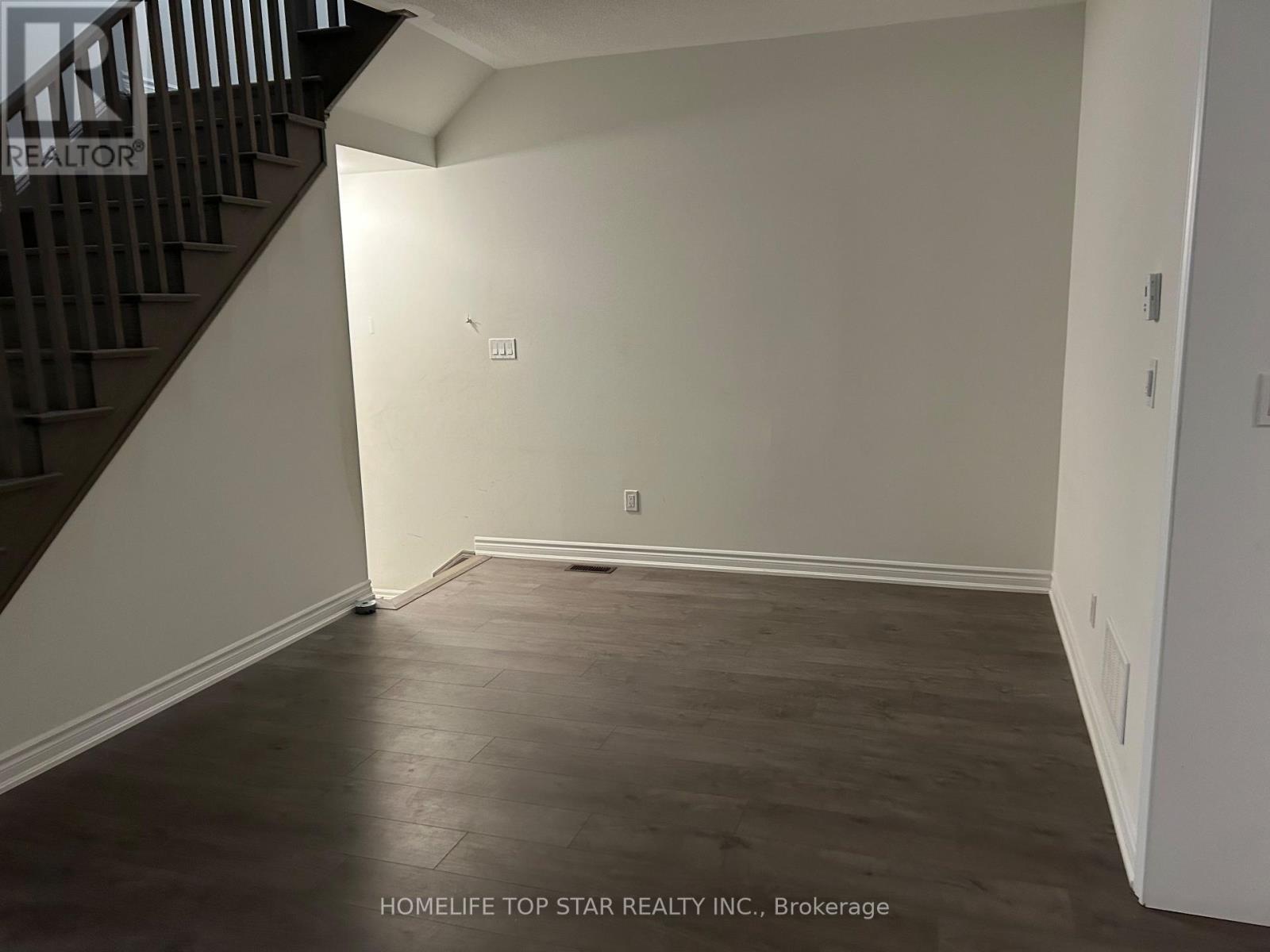 290 Okanagan Path Property Photo 2
