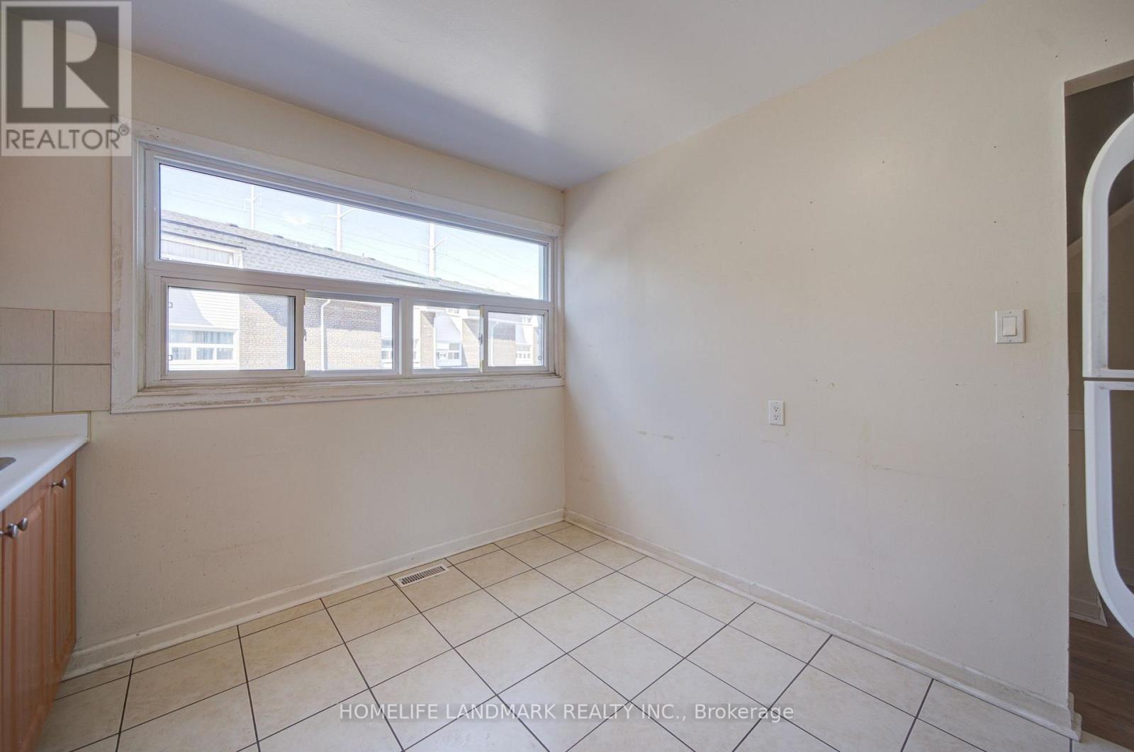 110 Purpledusk Trail Property Photo 5