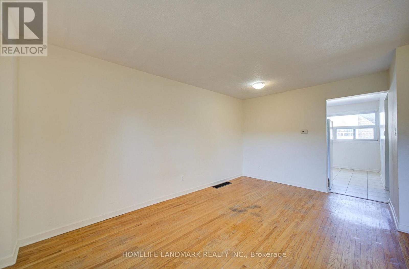 110 Purpledusk Trail Property Photo 12
