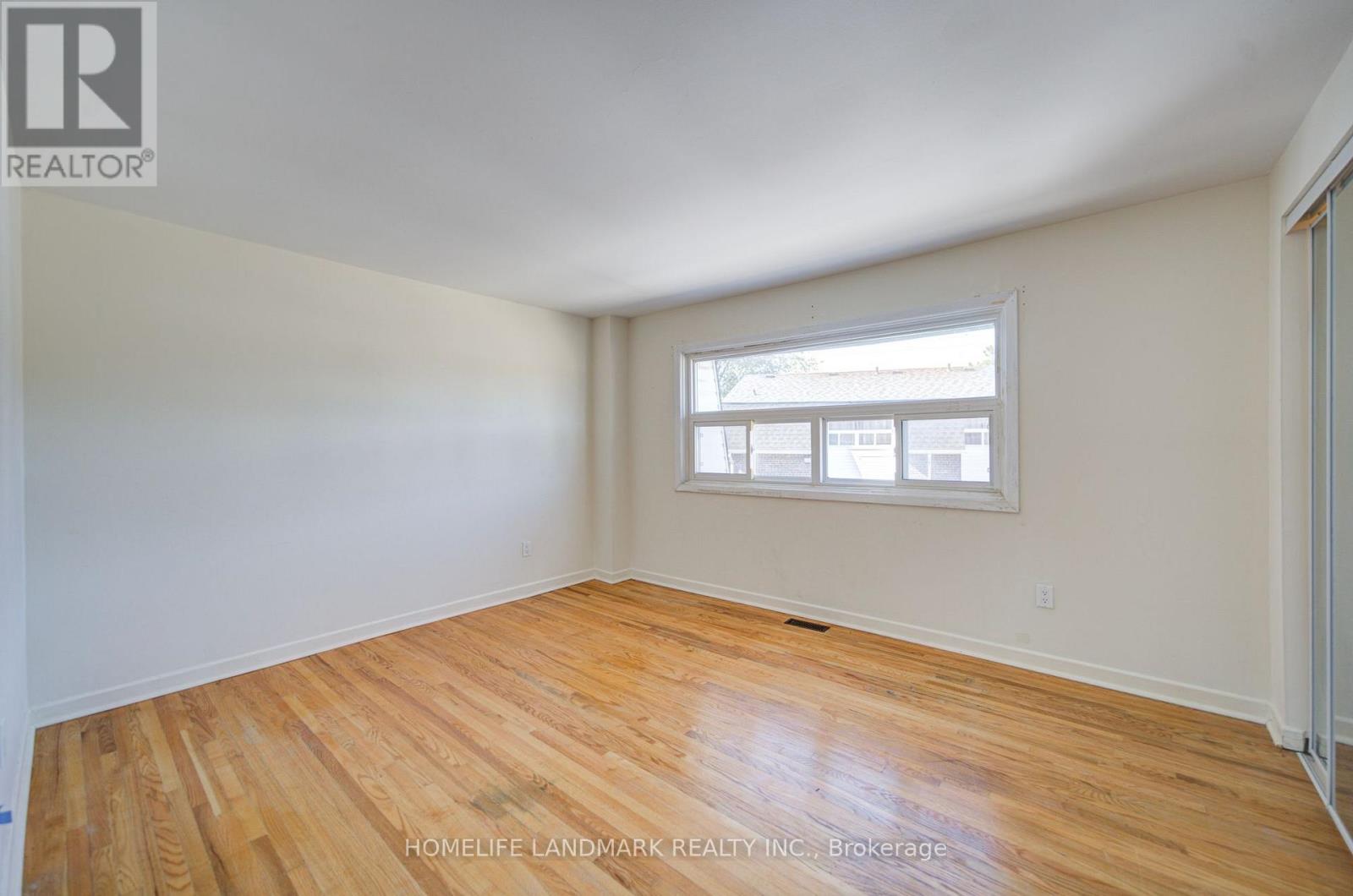 110 Purpledusk Trail Property Photo 20