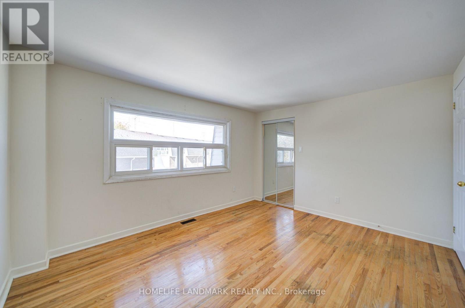110 Purpledusk Trail Property Photo 22