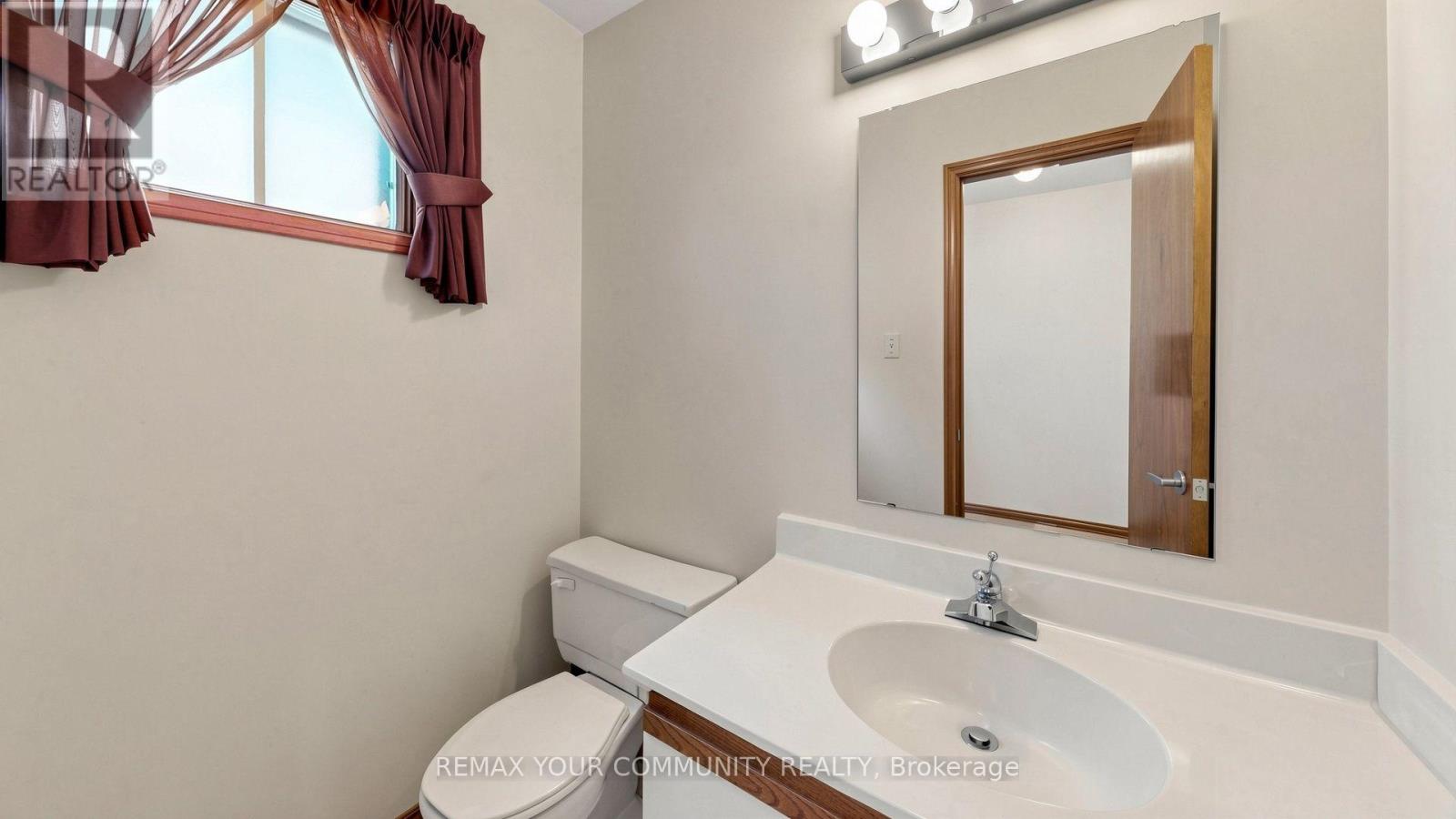 2 Trimontium Crescent Property Photo 20