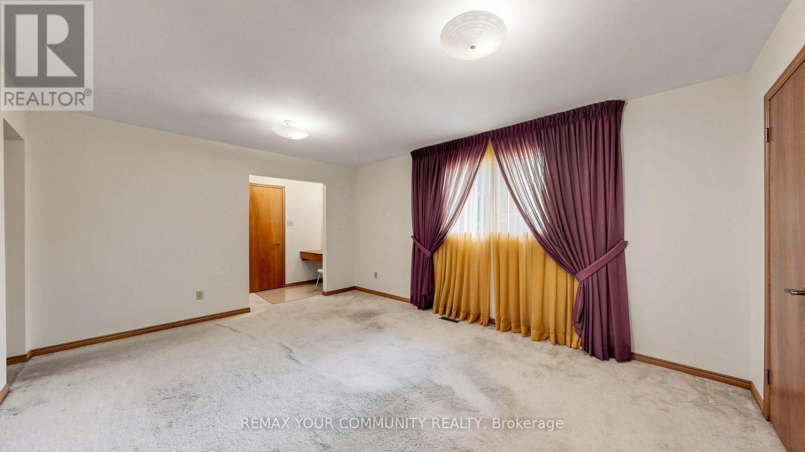 2 Trimontium Crescent Property Photo 35