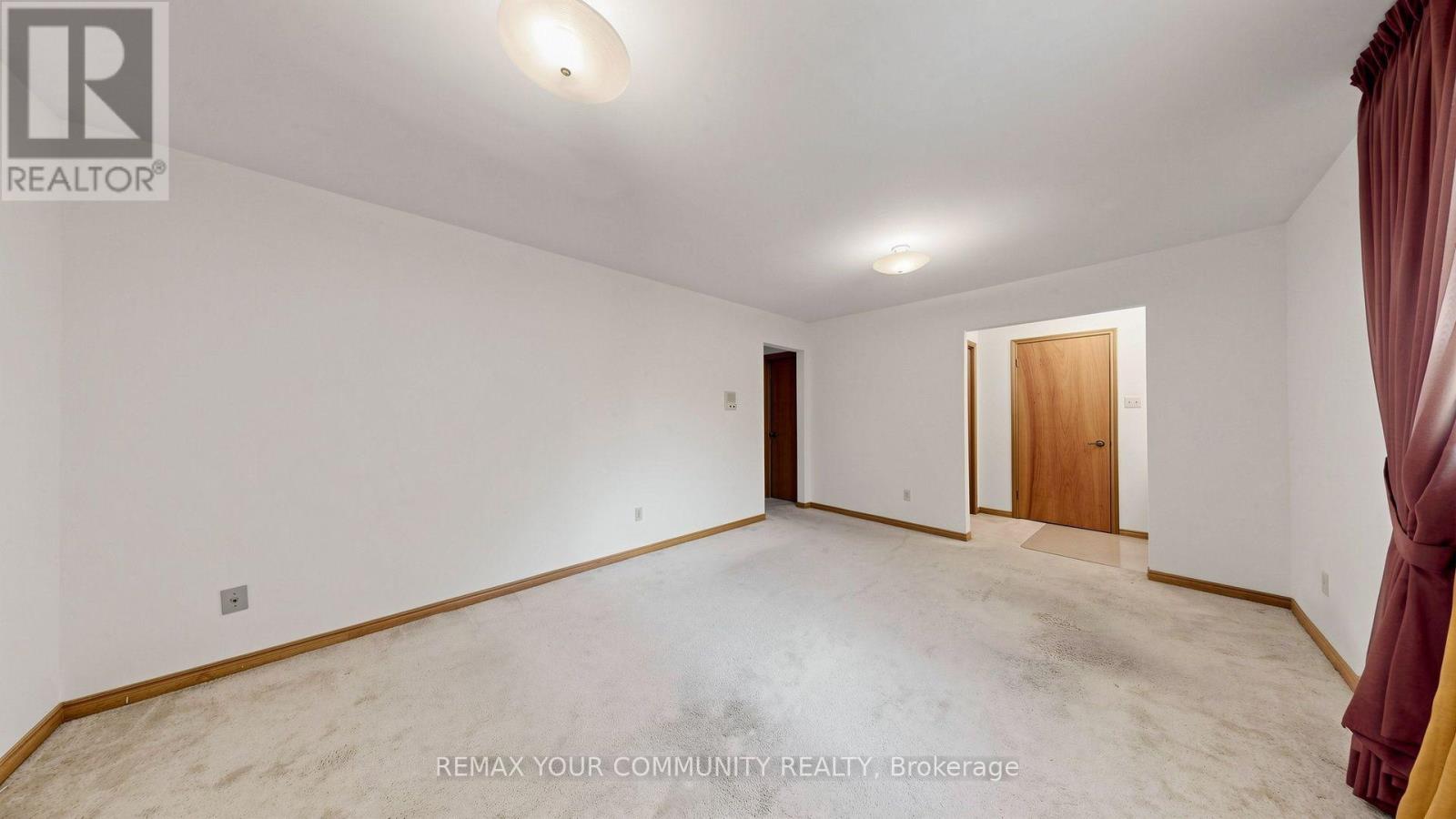 2 Trimontium Crescent Property Photo 36