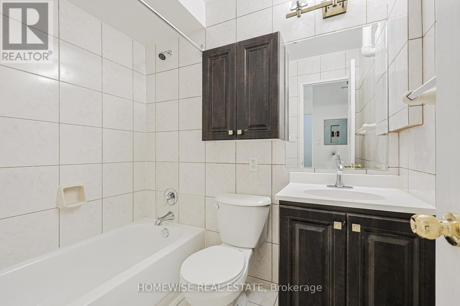 105 - 485 Kingston Road Property Photo 13