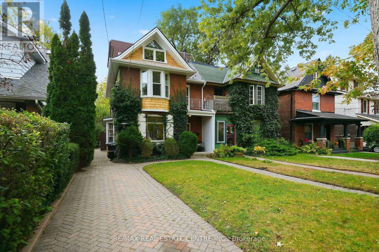 71 Lyall Avenue Property Photo 2