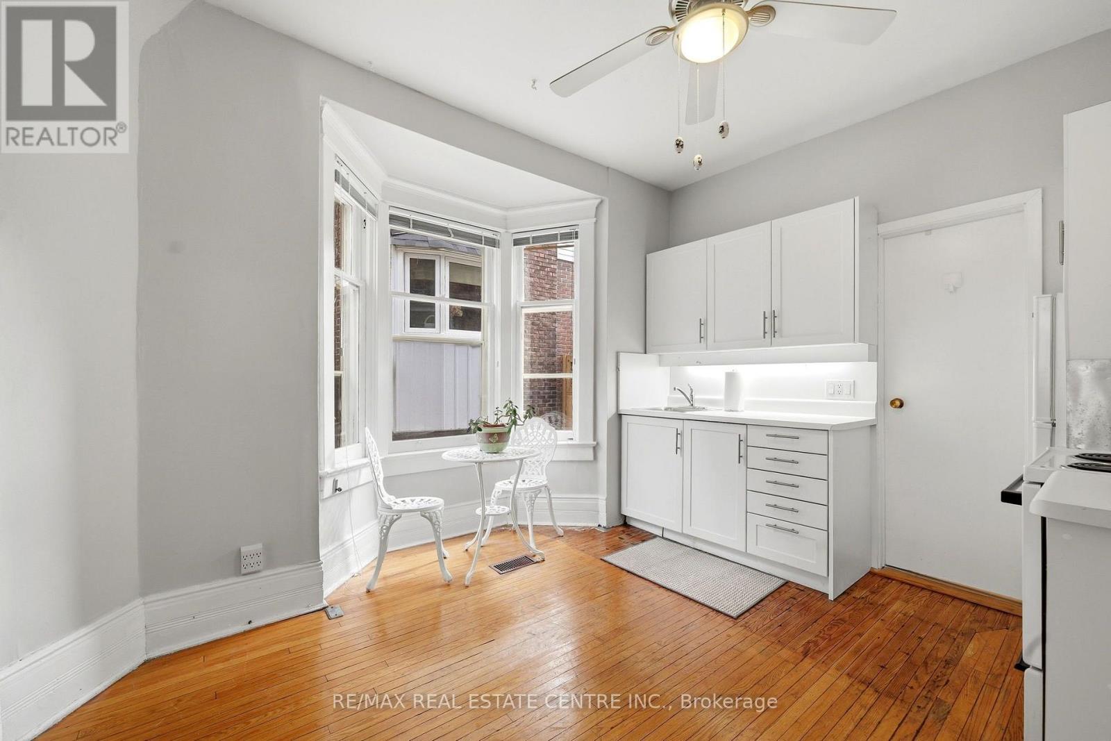 71 Lyall Avenue Property Photo 8