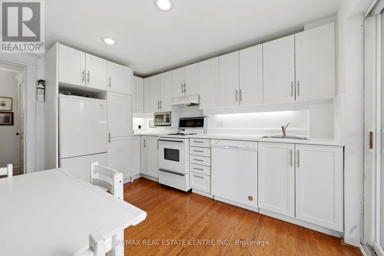 71 Lyall Avenue Property Photo 23