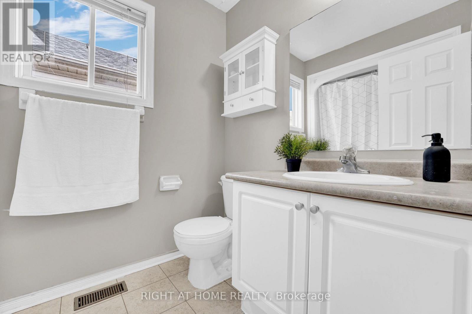1720 Radcliffe Drive Property Photo 14
