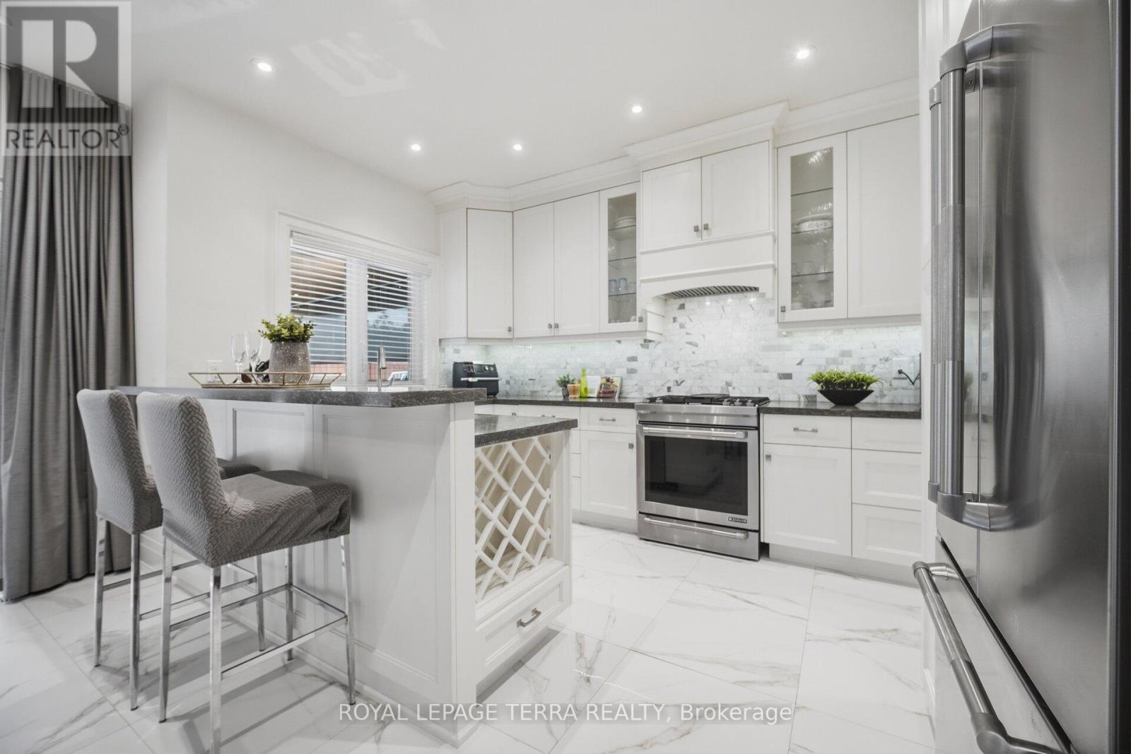 27 Minford Avenue Property Photo 16