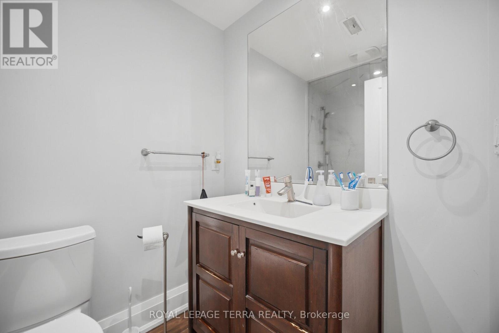 27 Minford Avenue Property Photo 40