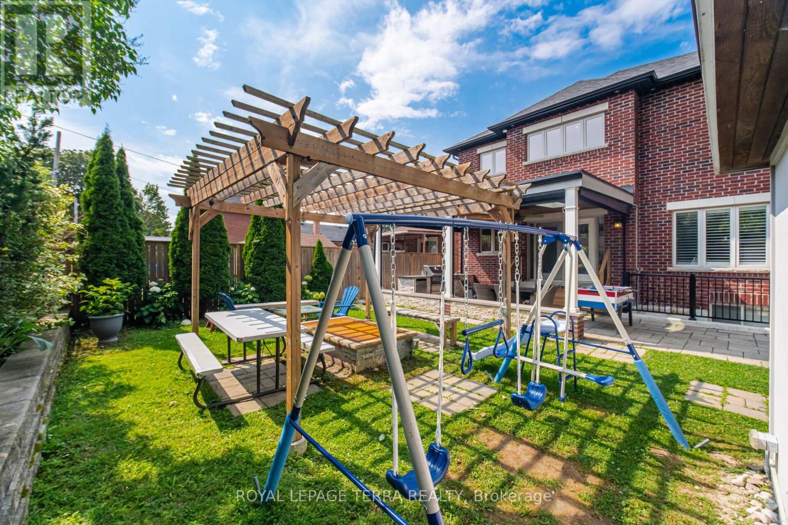 27 Minford Avenue Property Photo 47