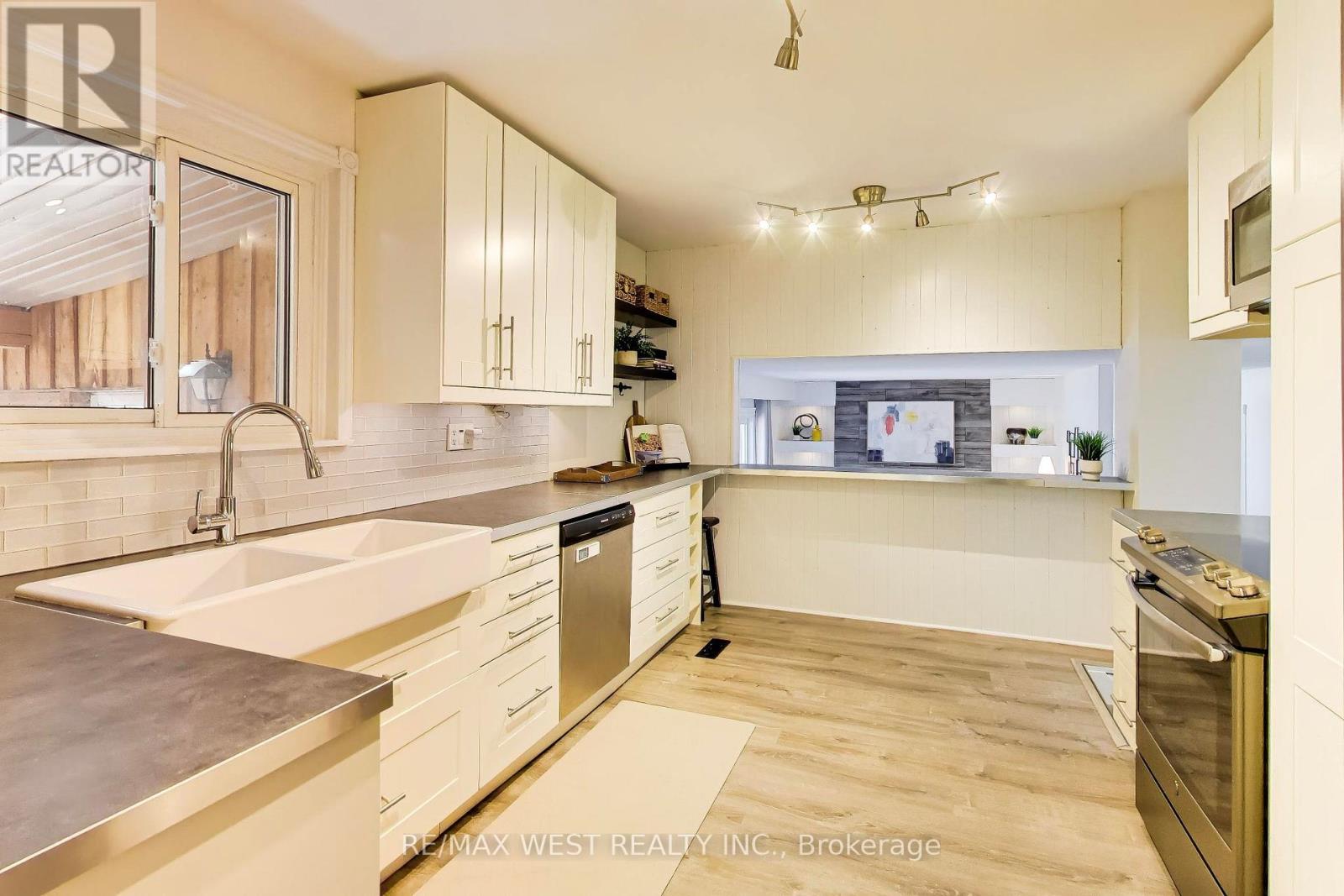 128 Roser Crescent Property Photo 11