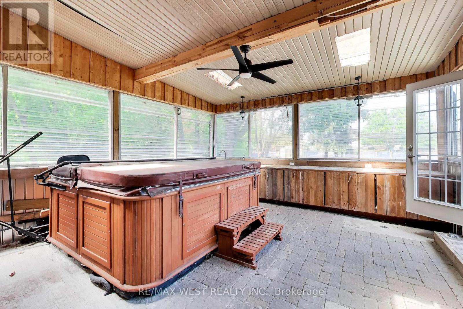 128 Roser Crescent Property Photo 33