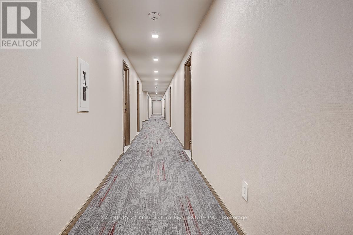 712 - 3421 Sheppard Avenue E Property Photo 3