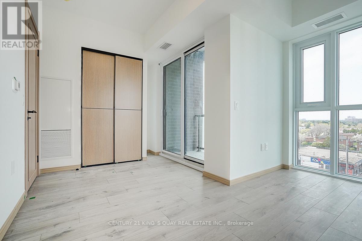 712 - 3421 Sheppard Avenue E Property Photo 32