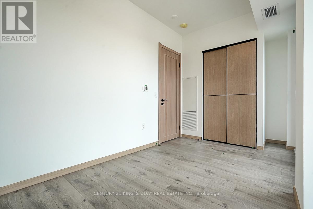 712 - 3421 Sheppard Avenue E Property Photo 33