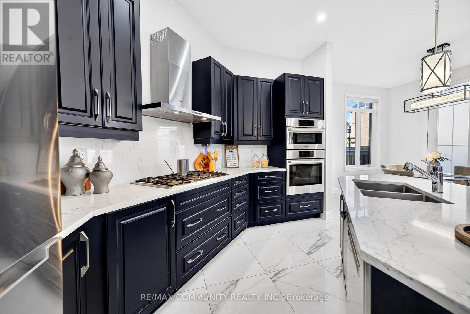 144 Auckland Drive Property Photo 15