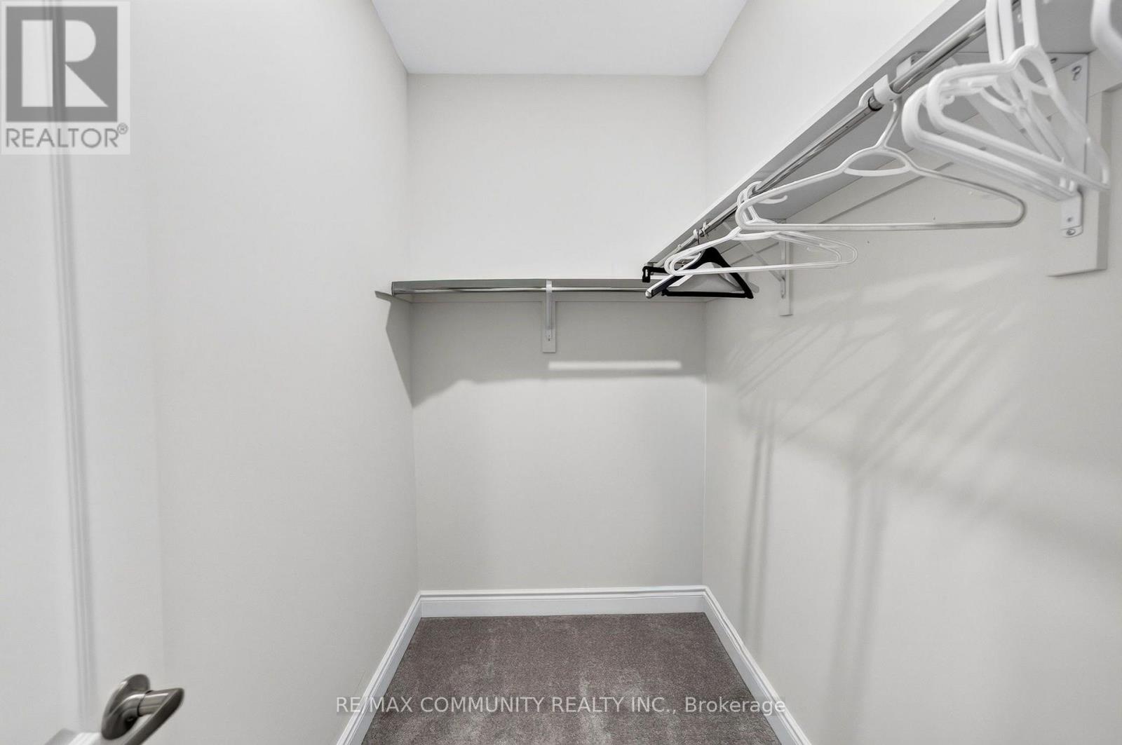 144 Auckland Drive Property Photo 32