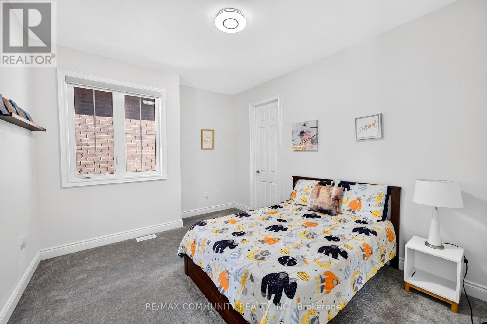 144 Auckland Drive Property Photo 33