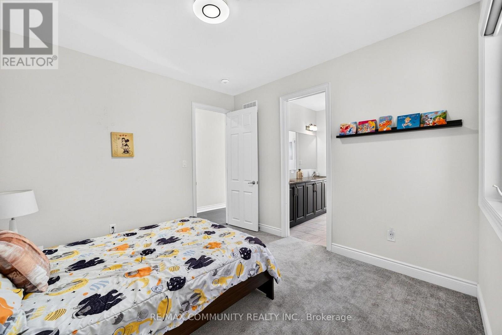 144 Auckland Drive Property Photo 34