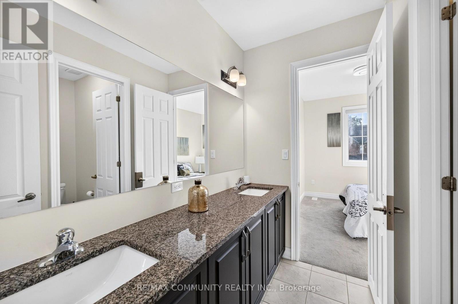 144 Auckland Drive Property Photo 35