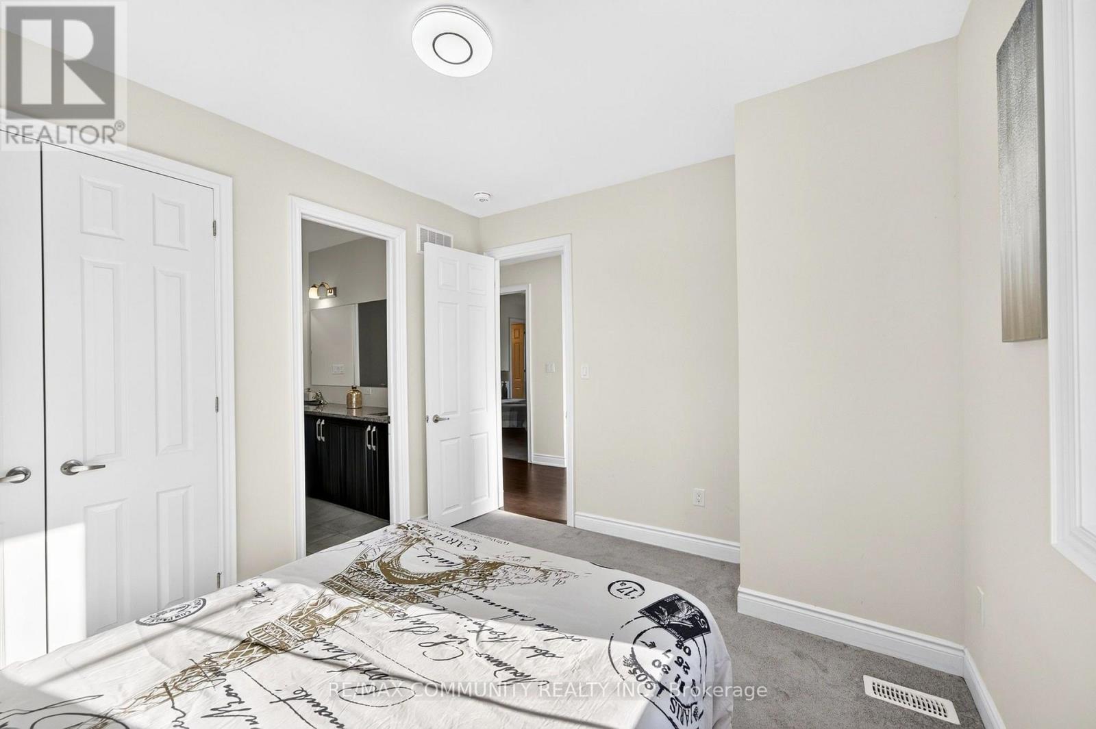 144 Auckland Drive Property Photo 37