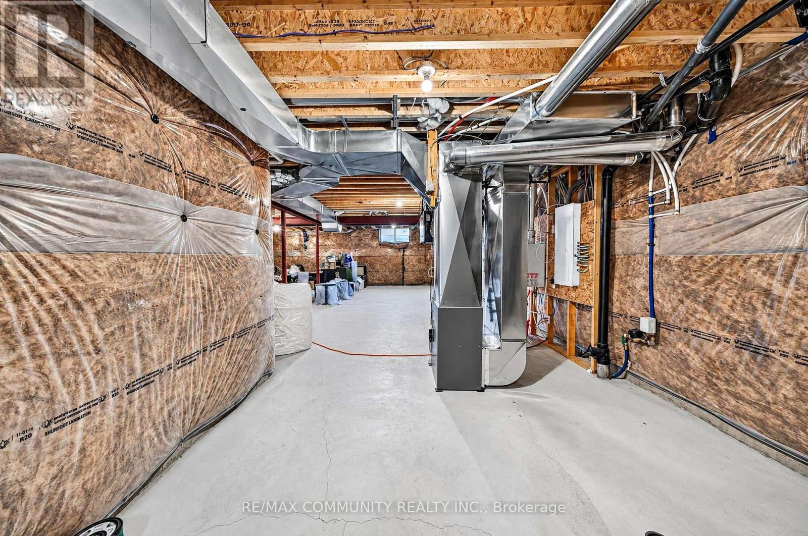 144 Auckland Drive Property Photo 42