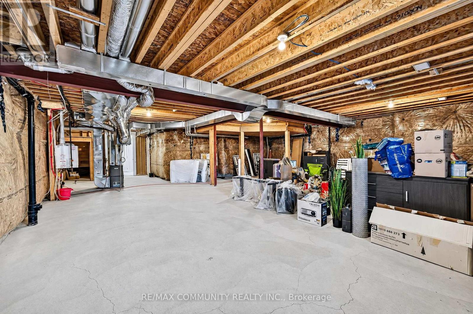 144 Auckland Drive Property Photo 43