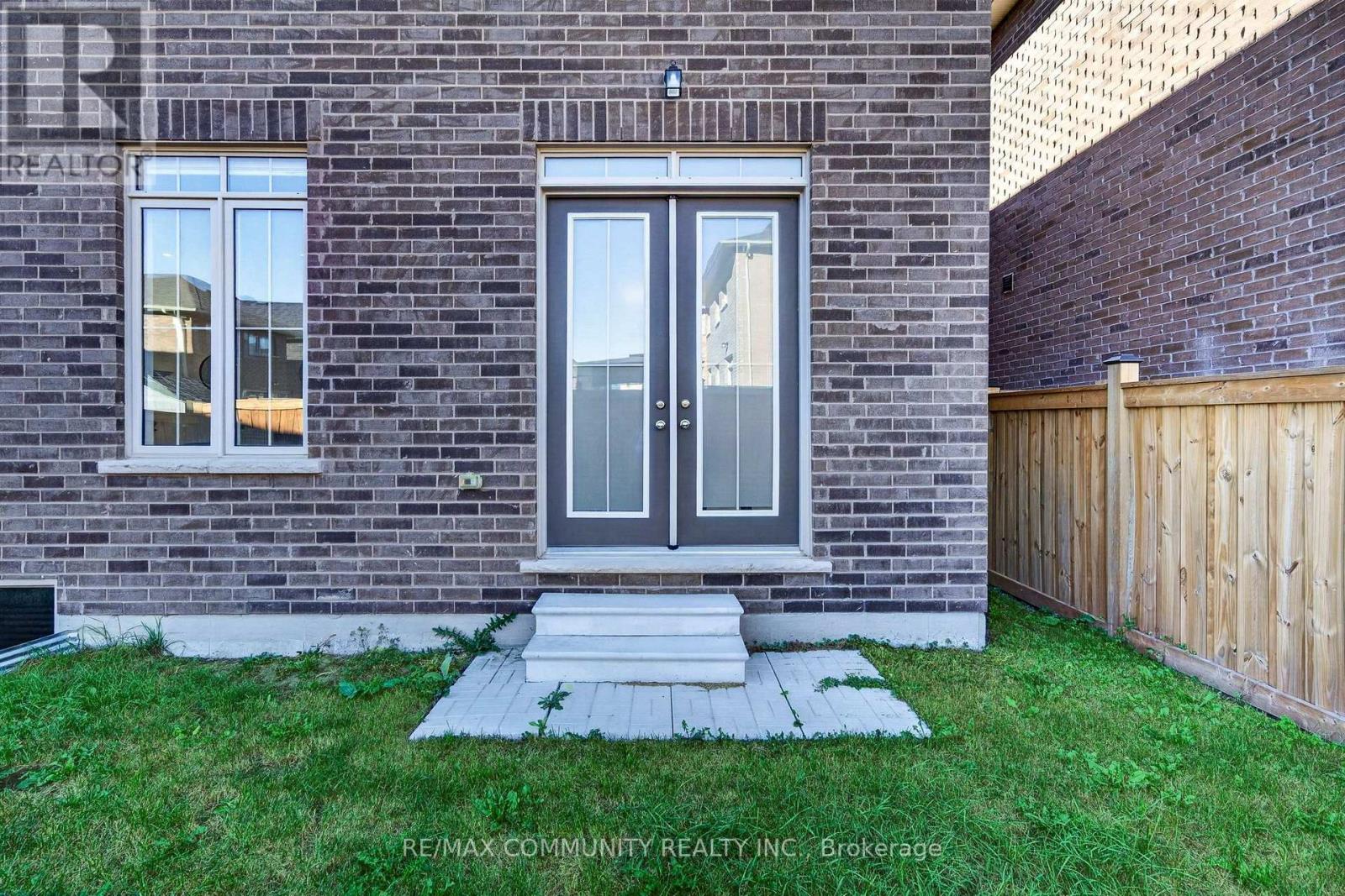 144 Auckland Drive Property Photo 45