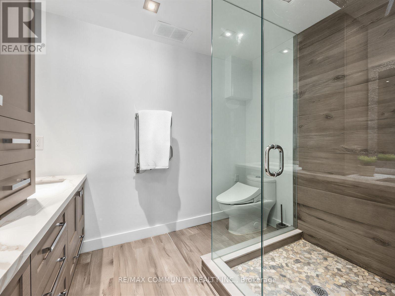 38 Robmar Street Property Photo 12
