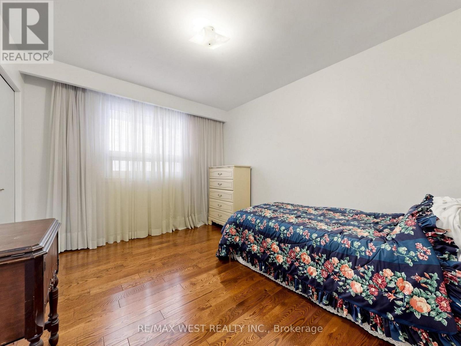41 Burnview Crescent Property Photo 12