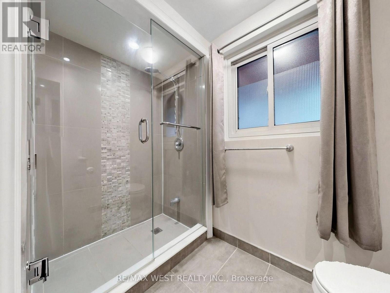 41 Burnview Crescent Property Photo 24