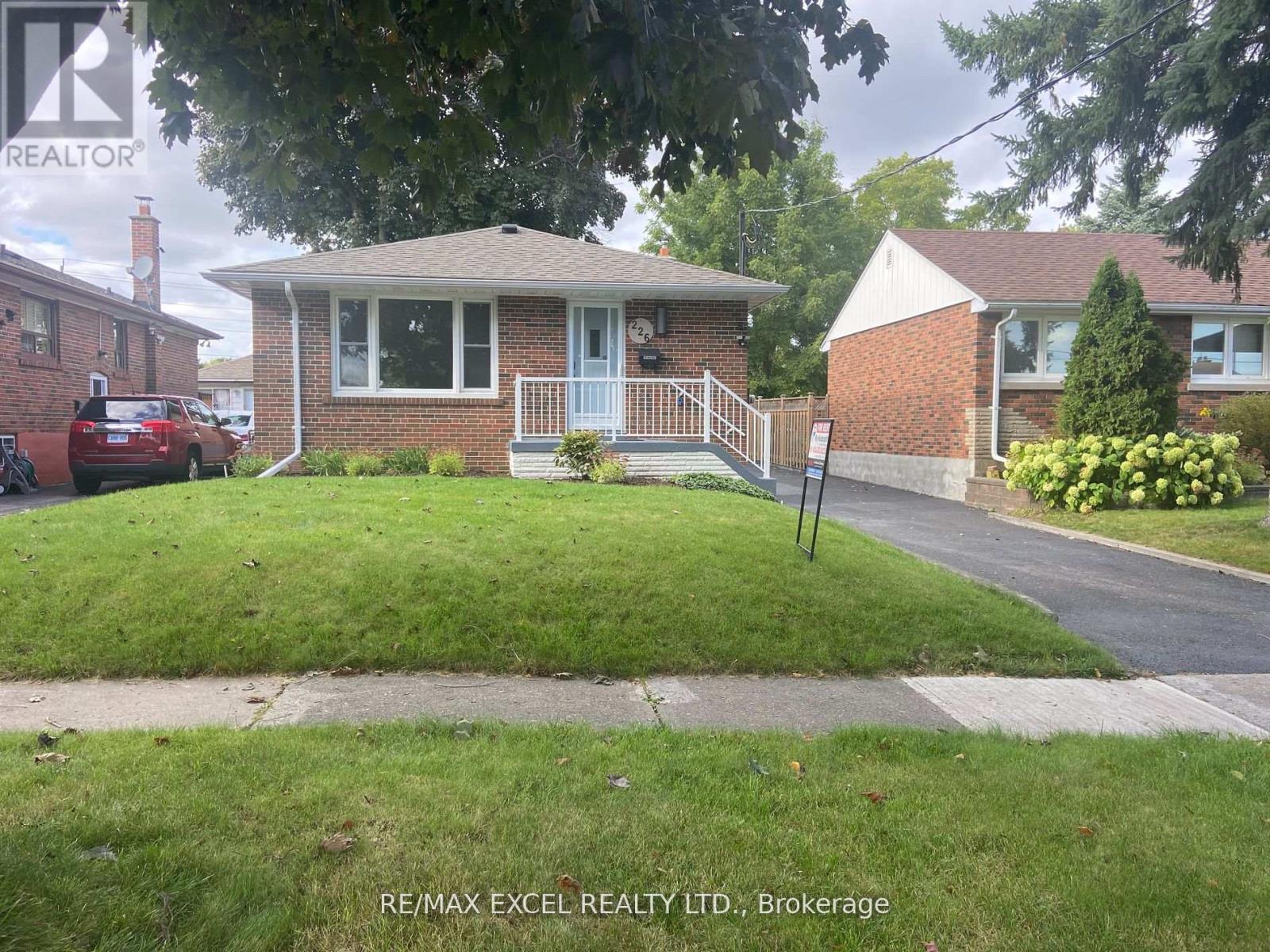 BASEMENT - 226 ELGIN STREET W Property Photo 1