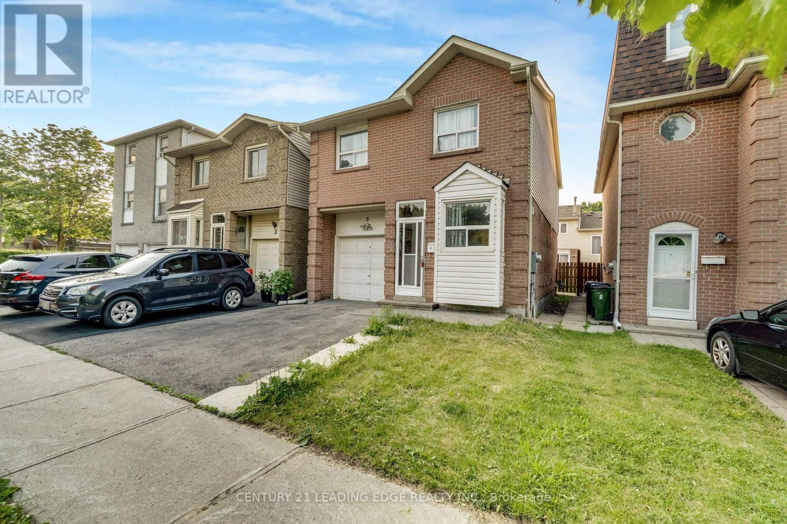 5 Kimbercroft Court Property Photo 1