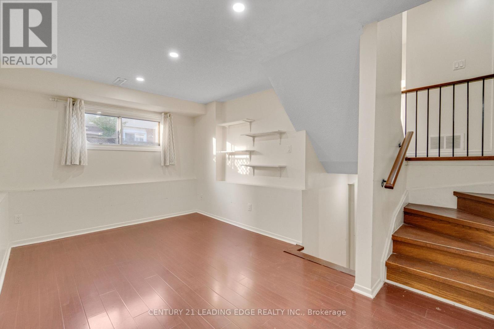 5 Kimbercroft Court Property Photo 12