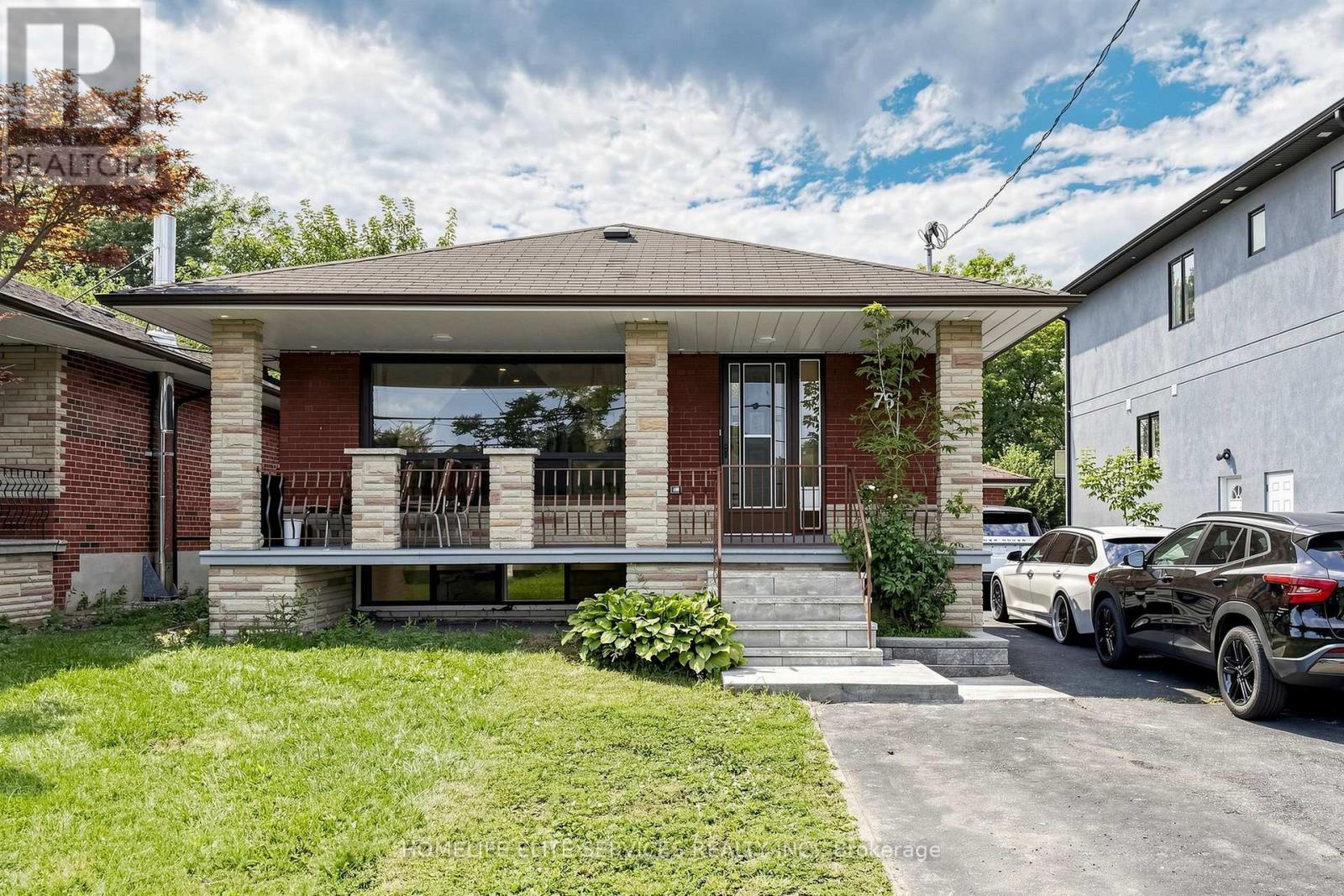 76 Gooderham Drive Property Photo 1