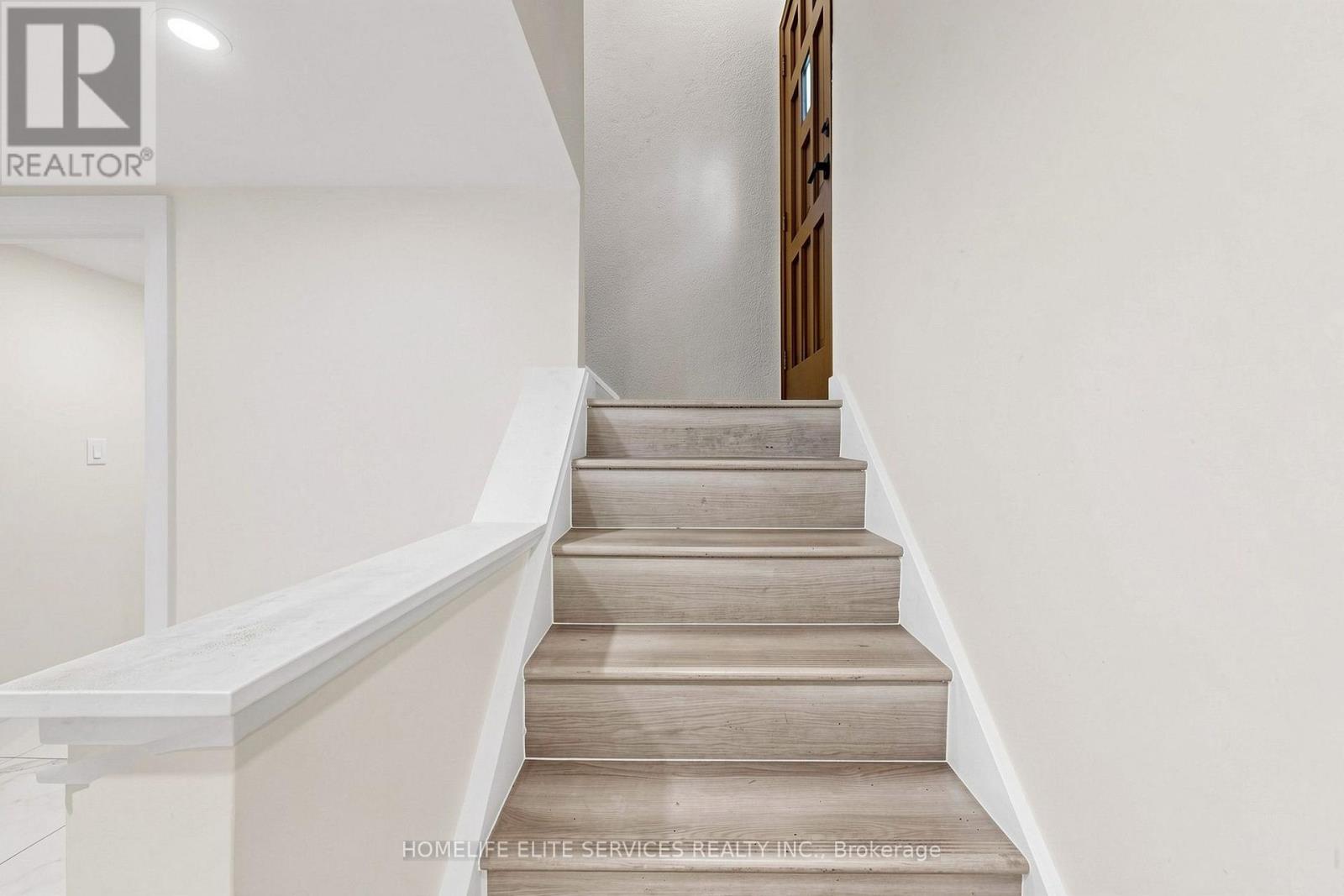 76 Gooderham Drive Property Photo 26