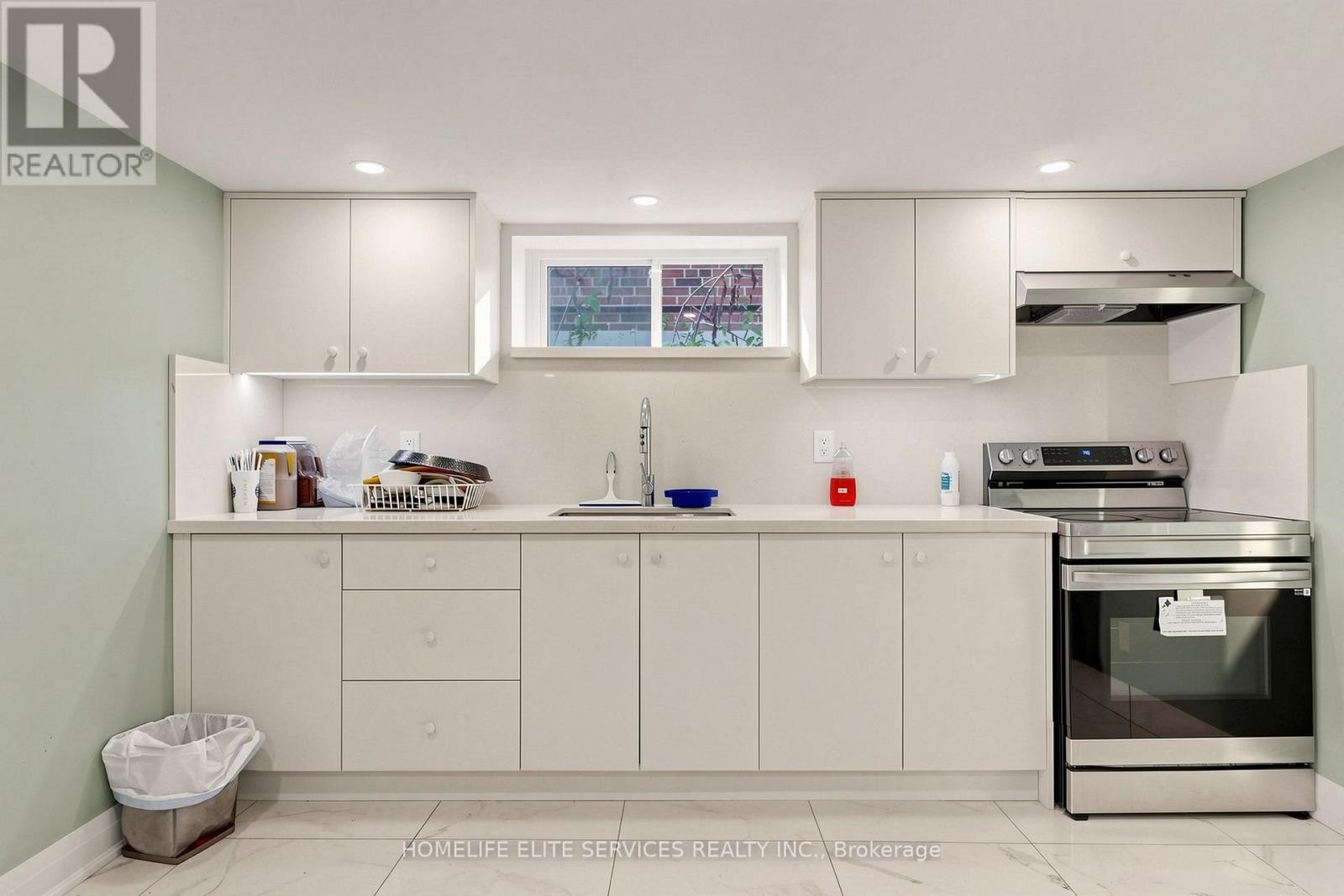 76 Gooderham Drive Property Photo 31