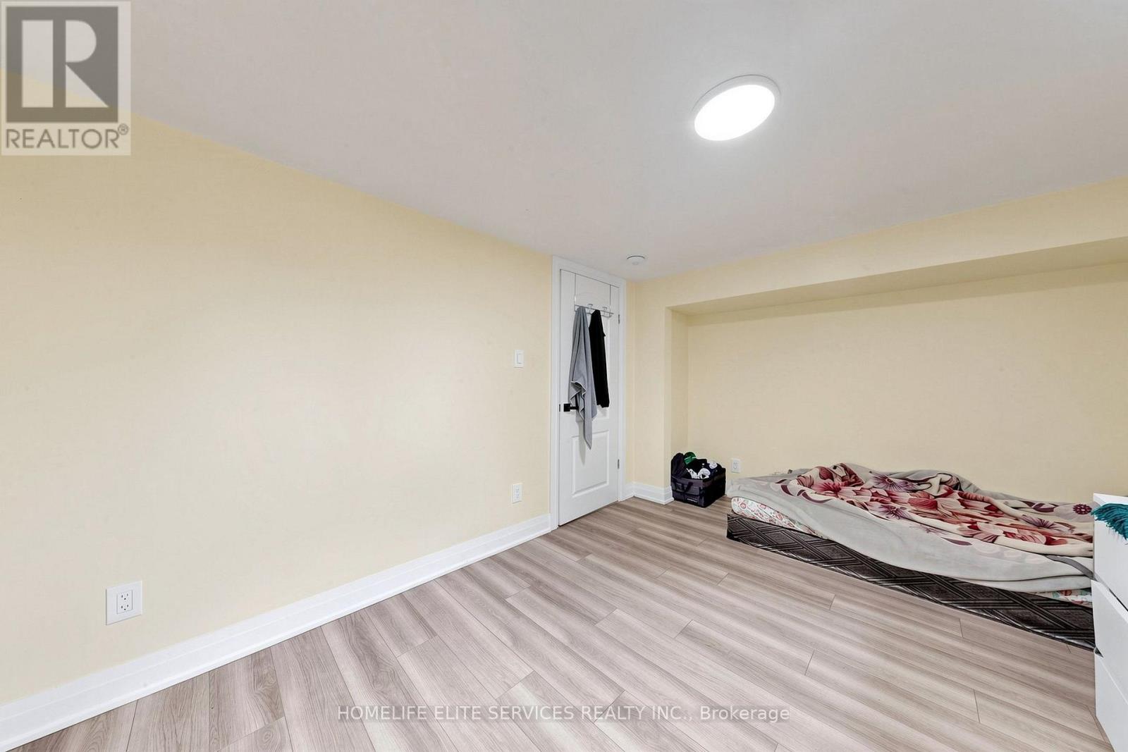 76 Gooderham Drive Property Photo 39
