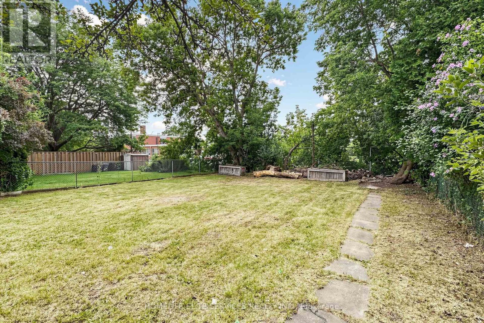 76 Gooderham Drive Property Photo 49