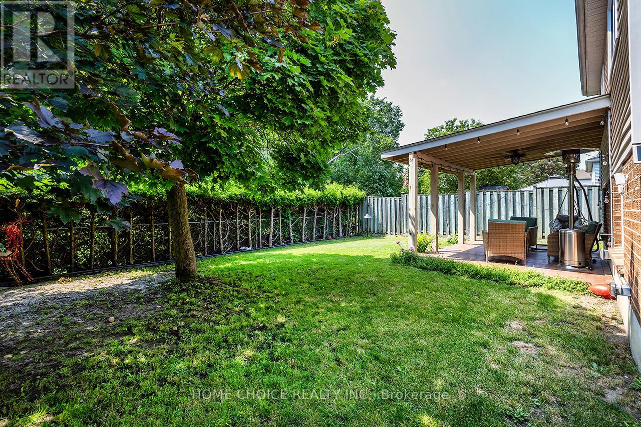 34 Goldpine Avenue Property Photo 35