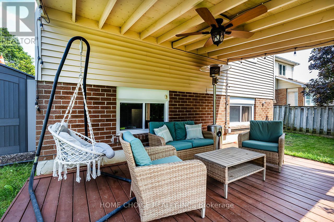 34 Goldpine Avenue Property Photo 37