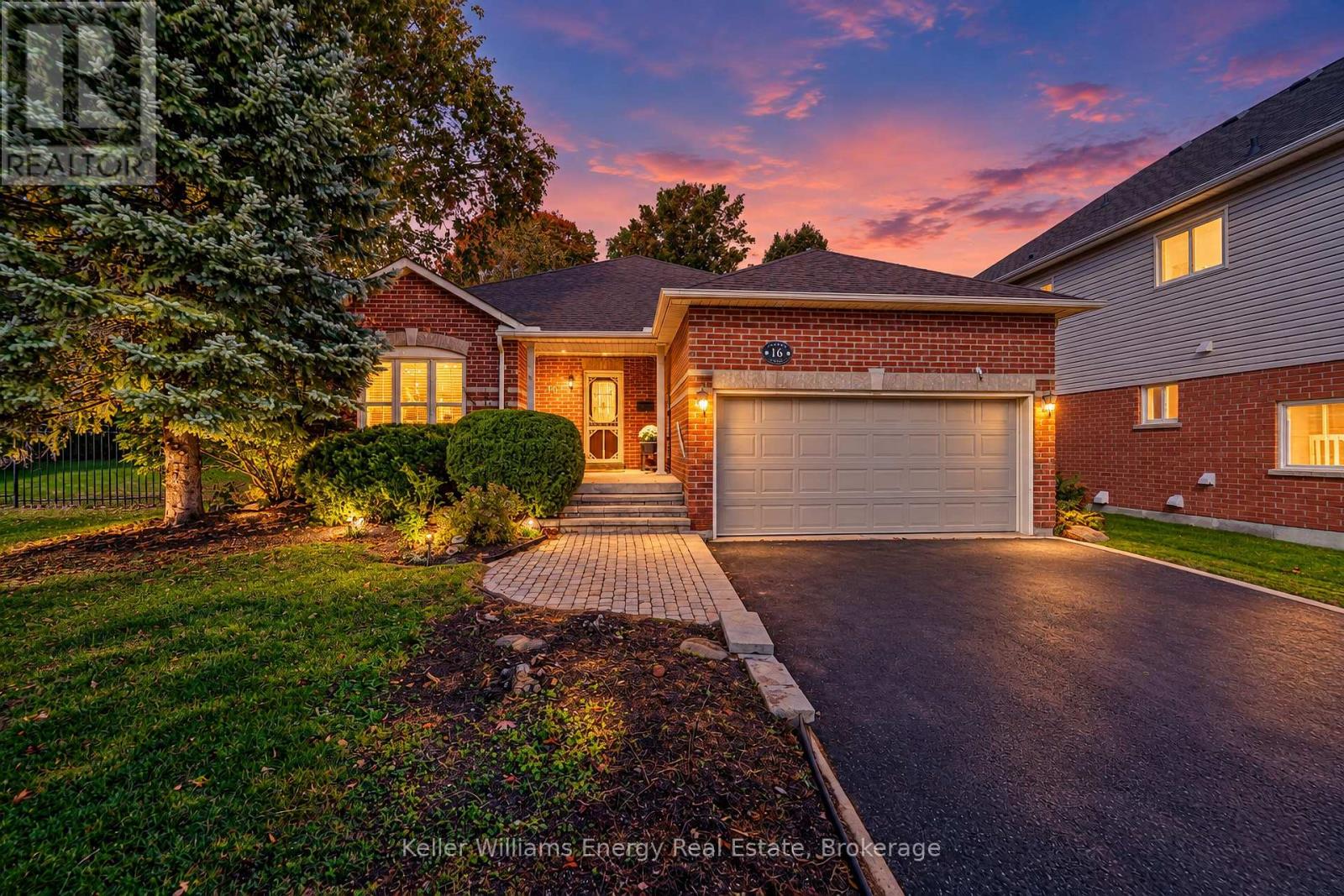 16 Amber Court Property Photo 1