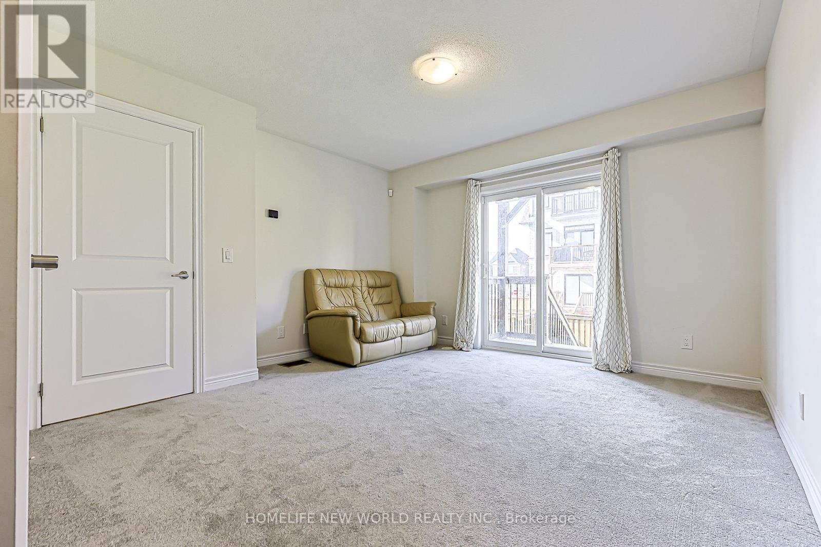 56 Elkington Crescent Property Photo 23